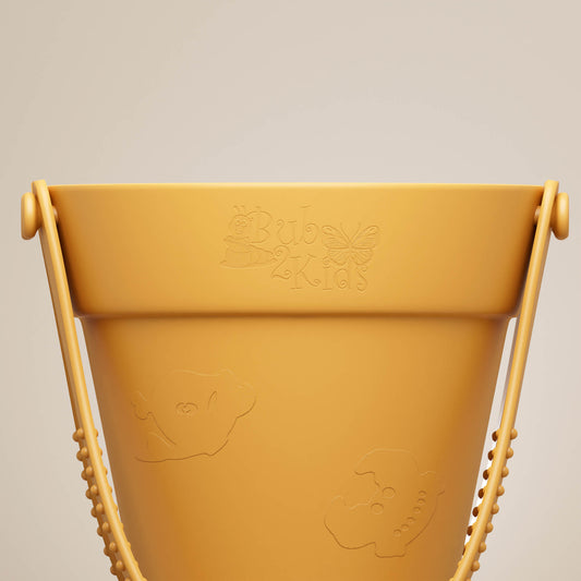 Beach and Sand Bucket and Mould Set Toys – Silicone – 8 Pieces