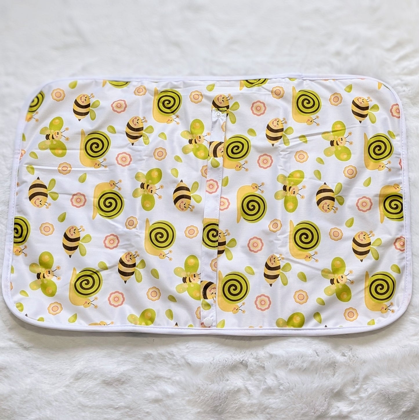 Buzzy Bee - Premium Nappy Change Mat Set