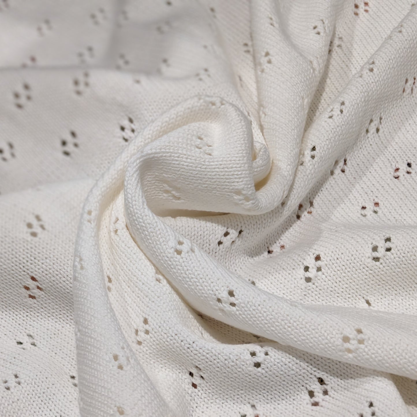 White – Knitted Blanket – 100% Organic Cotton